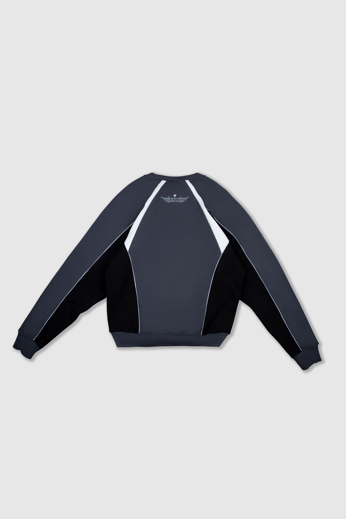 POLERA SIN CAPUCHA BRADS