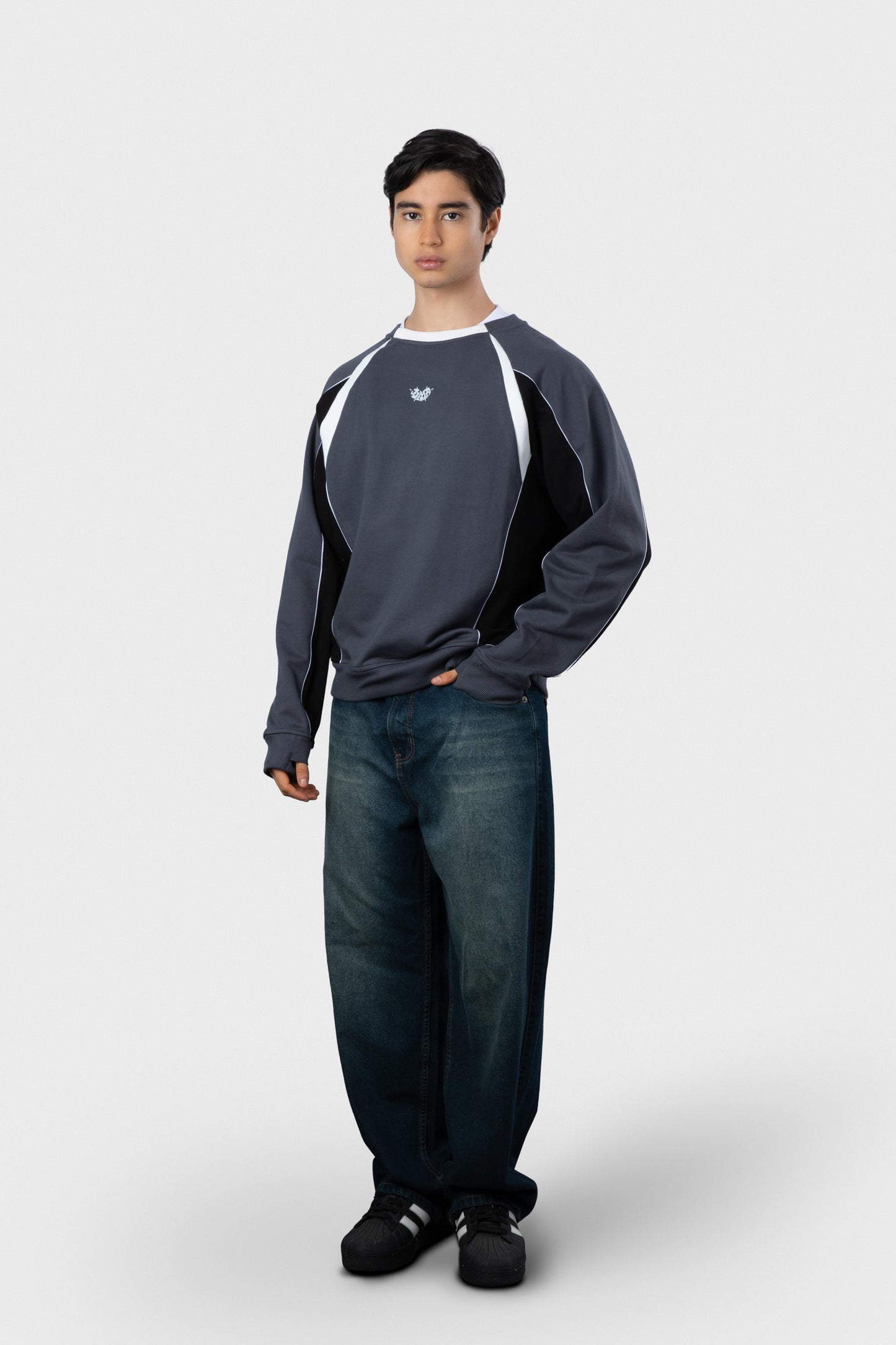 POLERA SIN CAPUCHA BRADS