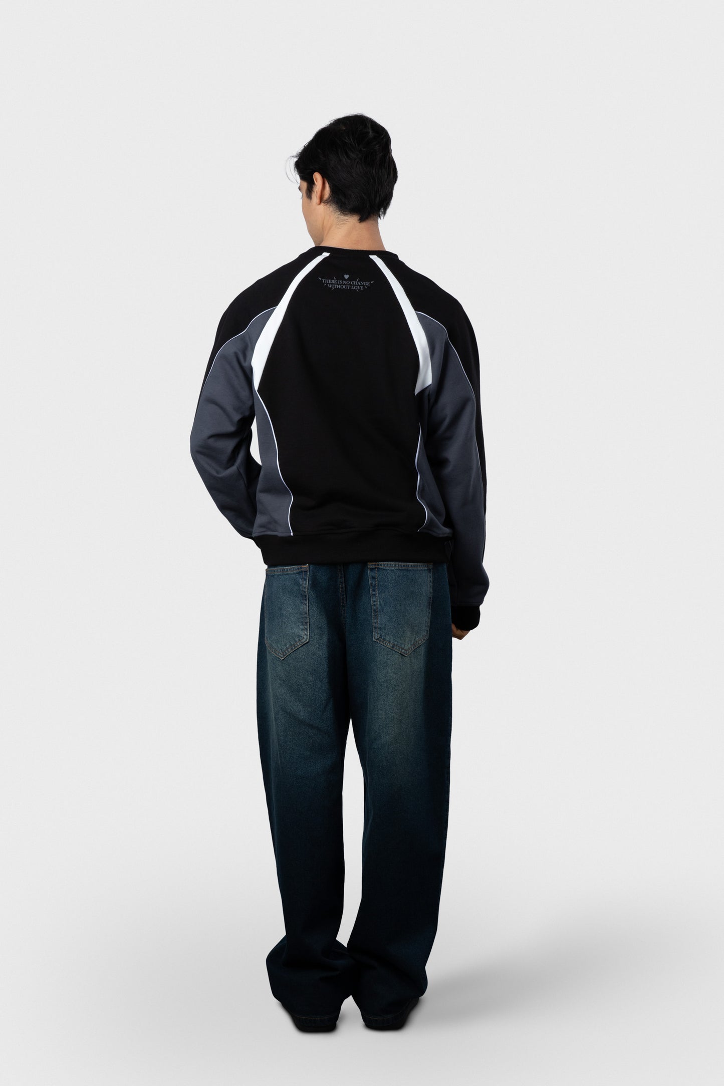 POLERA SIN CAPUCHA BRADS