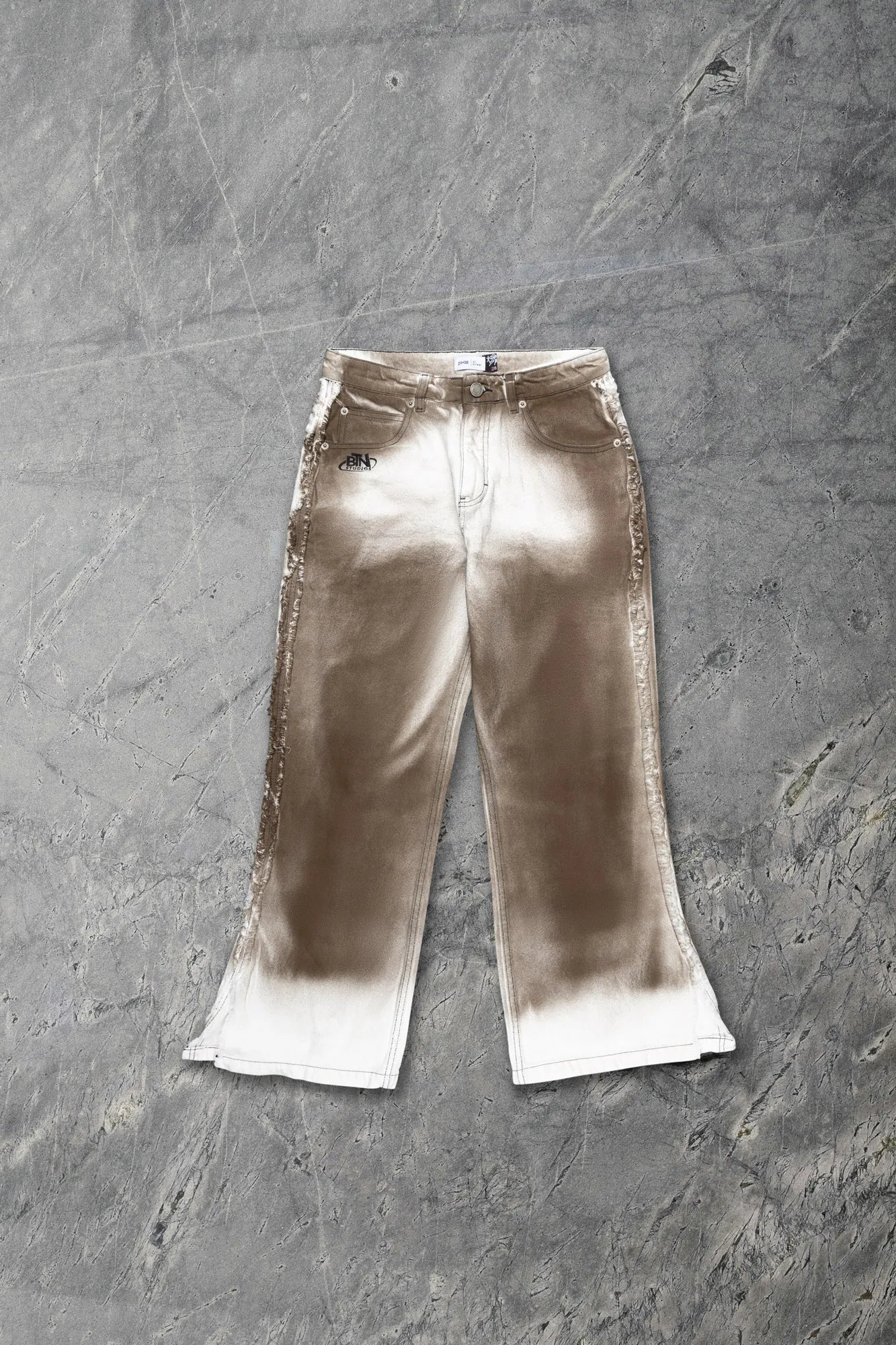 PANTALÓN FLARE ASTRUM