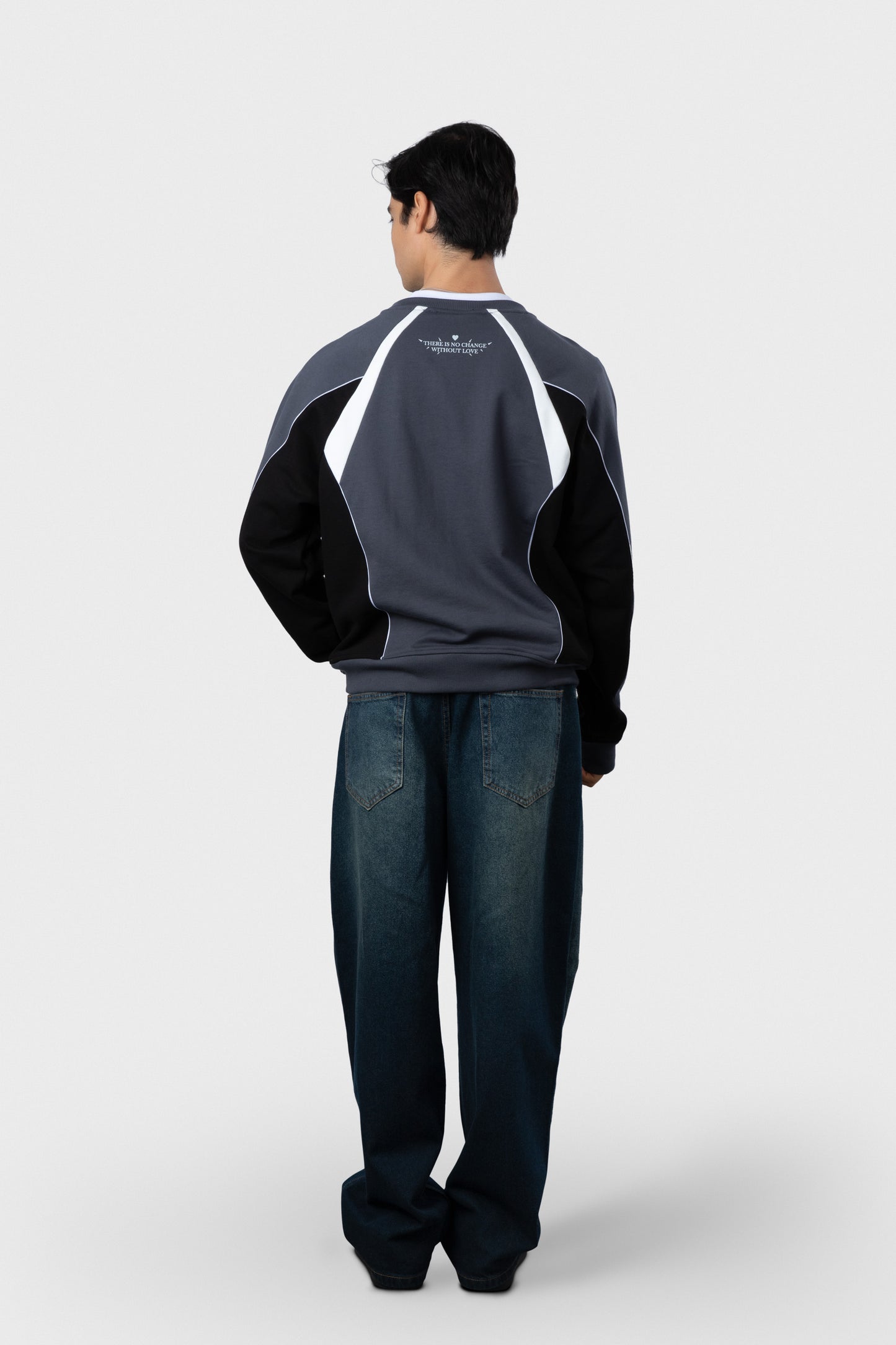 POLERA SIN CAPUCHA BRADS