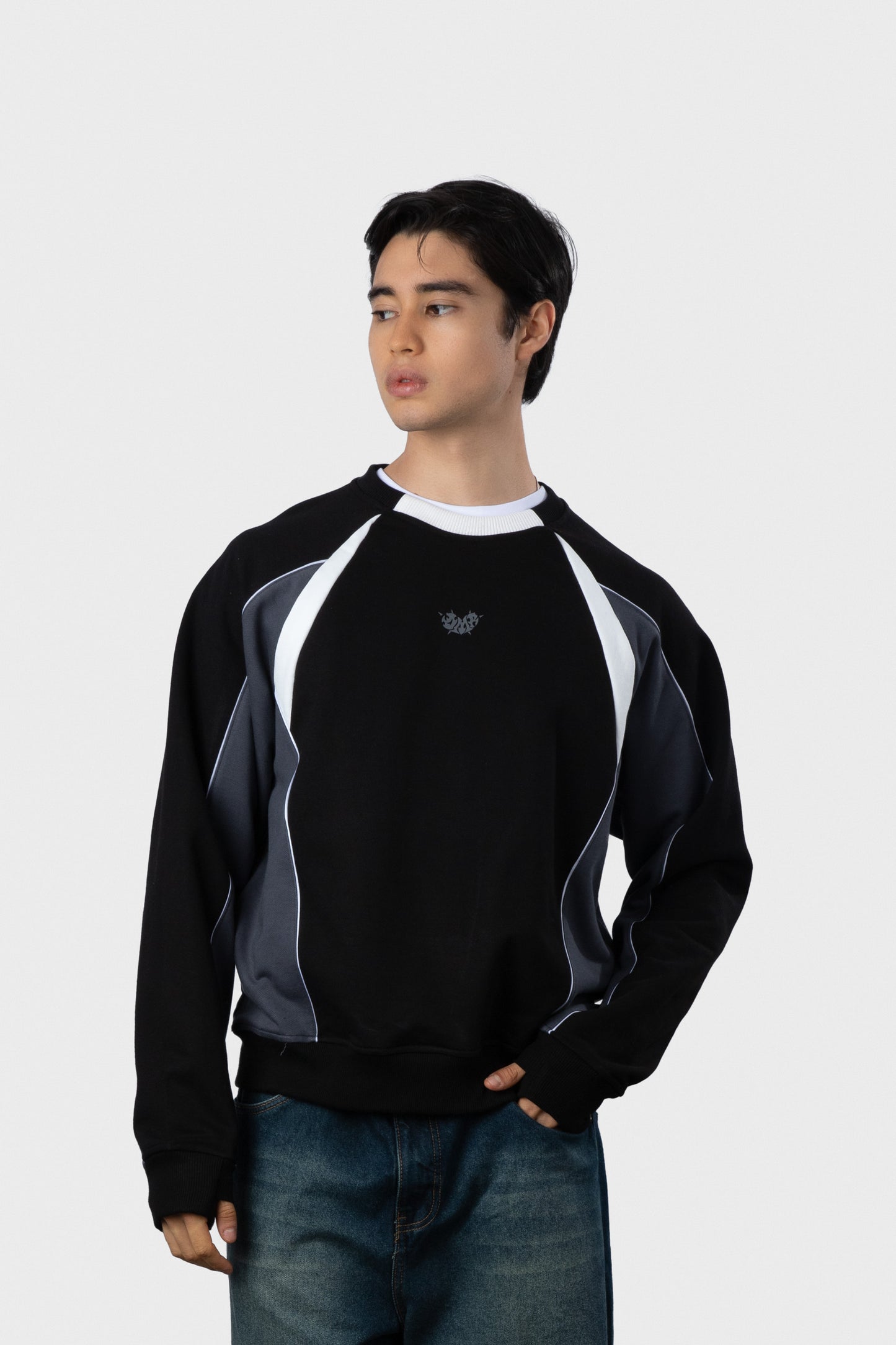 POLERA SIN CAPUCHA BRADS