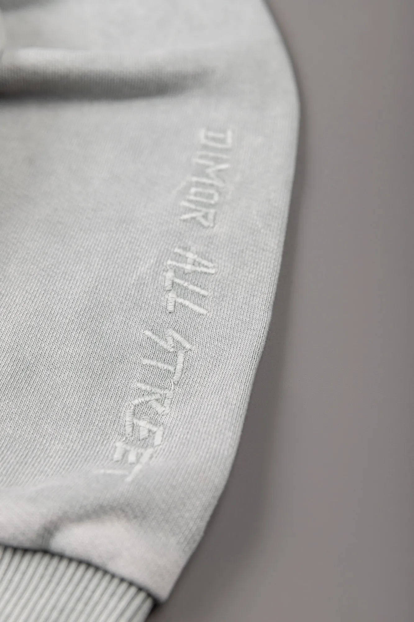 POLERA/HOODIE CLUB DMR