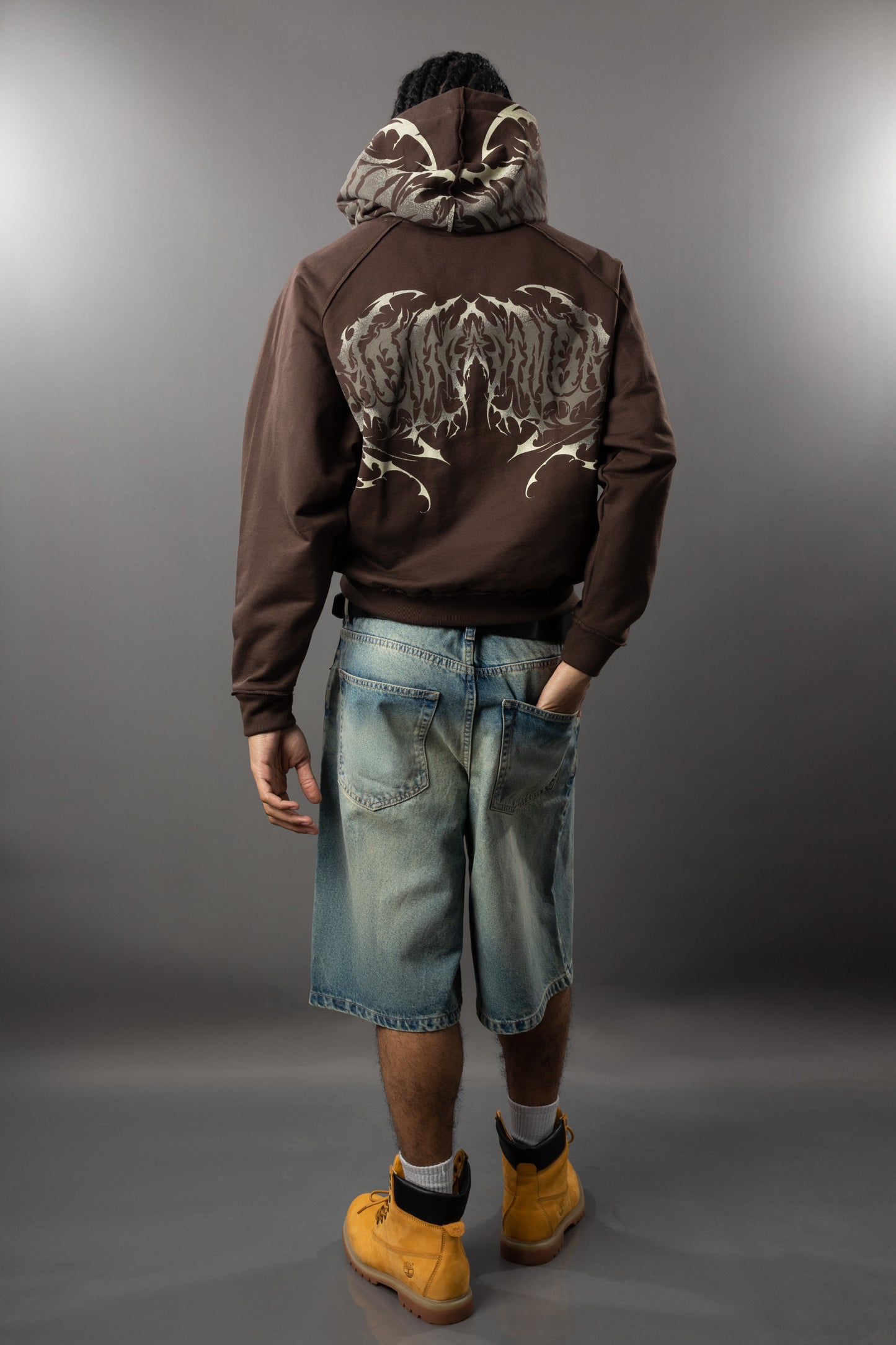 POLERA CON CAPUCHA LOCOTE