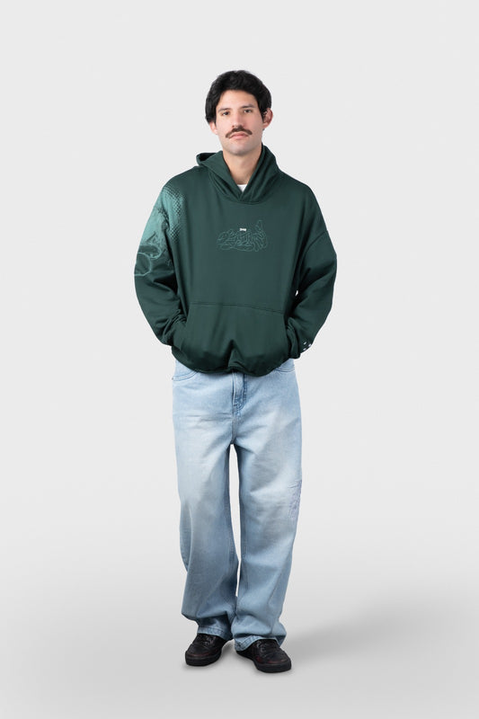 POLERA CON CAPUCHA LEE